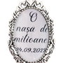 Brosa personalizata o nasa de milioane
