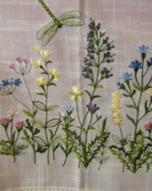Nou/ perdeluta cu broderie  si dantela