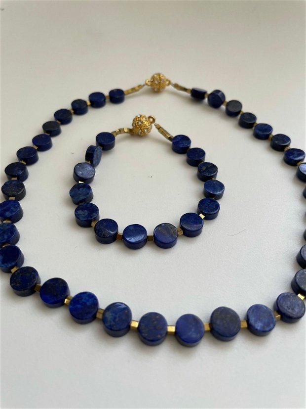 Set bijuterii lapis lazuli rotunde, hematit
