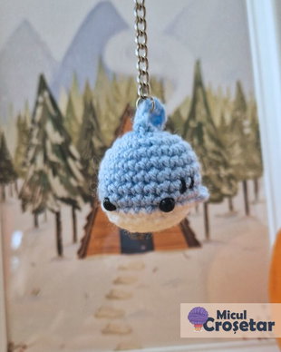 Breloc crosetat - mini Rechin