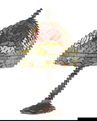 Lampa de masa Tiffany cu flori rosii