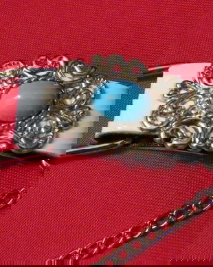 Cordon  cu piese metalice