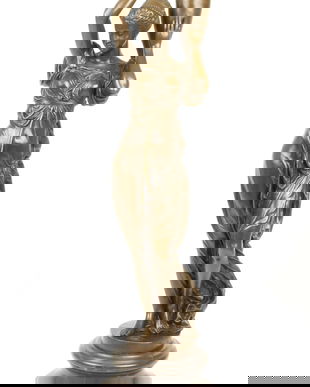 Hebe cu urna- statueta din bronz pe soclu din marmura