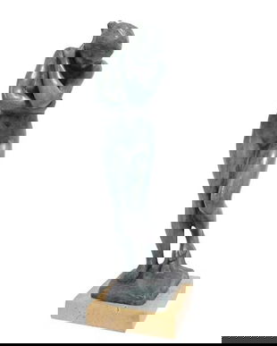 Eva- statueta din bronz pe un soclu din marmura