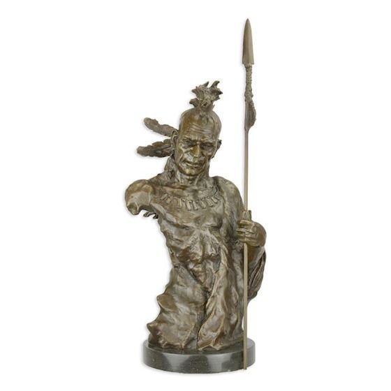 Tors de indian- statueta din bronz cu un soclu din marmura
