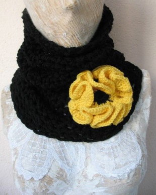 Guler/cowl/fular negru crosetat