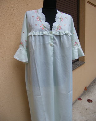 Camasa de noapte brodata