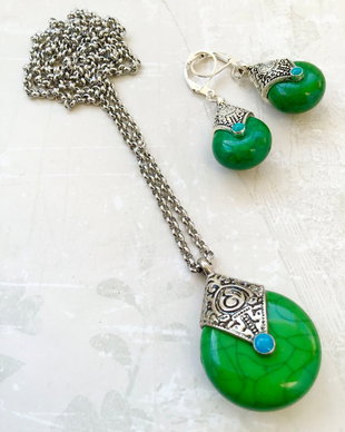 Set Nepalez verde