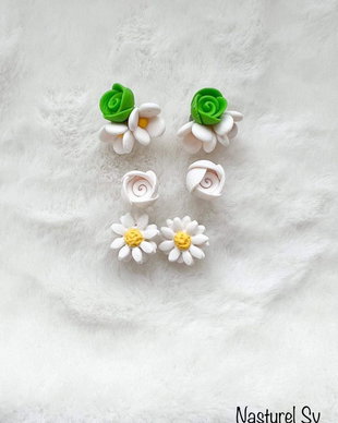Cercei: trandafiri, margarete, floricele