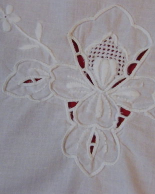 Set 2 mileuri broderie manuala