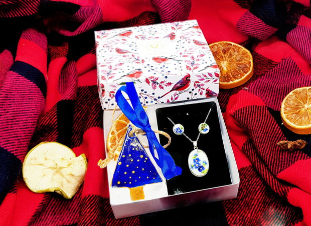 Christmas Gift Box