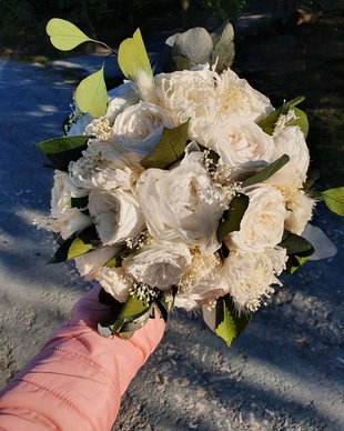 Buchet mireasa bujori criogenati