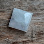 Cabochon piatra lunii, 17x17 mm