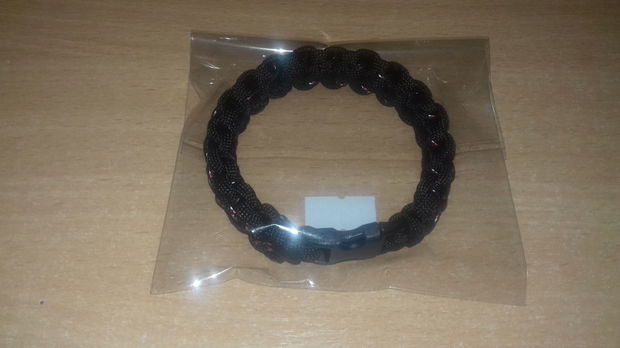 Brățară paracord neagră cu mijloc negru pestrițiu