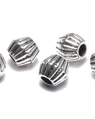 Distantier metalic, argintiu antichizat, 4x4.5 mm