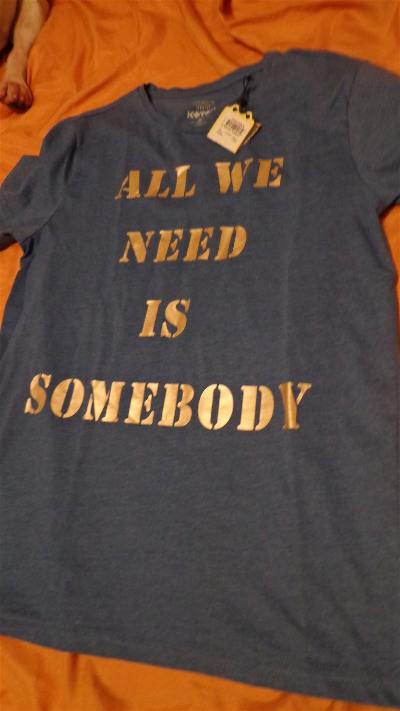 idee cadou- tricou nou Koton  cu mesaj S