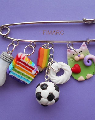 ''Joy''- brosa pentru articole tricotate: pluovere,esarfe,..etc