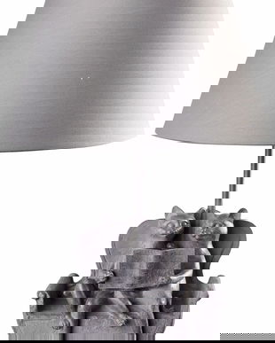 Lampa de masa cu doua pisicute care citesc