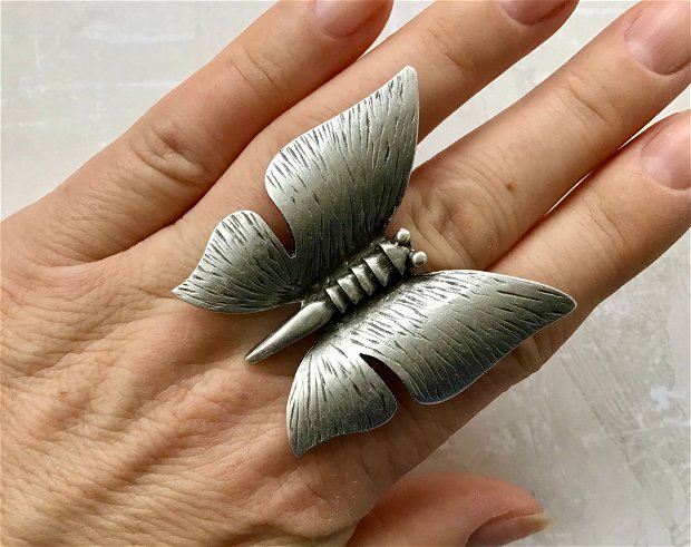 Inel Fluture zamac argintat