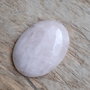 Cabochon cuart roz, 40x30 mm