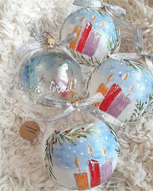 Cadou pentru Craciun- glob pictat cu peisaj de iarna si personalizat