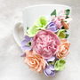 Canā: Garoafe, hortensii, trandafiri, floricele