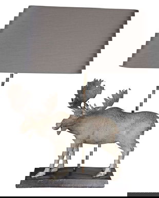 Lampa de masa cu un cerb lopatar