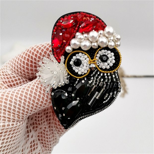 Broșă - Christmas Owl