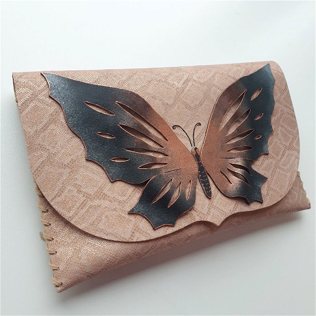 poseta plic handmade unicat din piele- Goth Butterfly