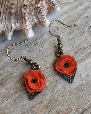 Cercei "Maci pe frunze" - cercei fimo, cercei bronz