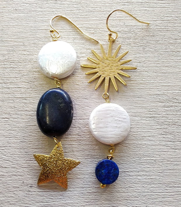 Cercei asimetrici din alama, lapis si perle de cultura, cercei lungi, cercei statement, cercei handmade