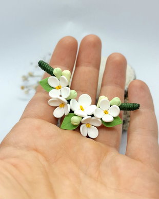 Mărțișor crenguță liliac alb