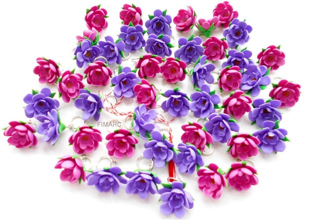 Trandafiri salbatici - martisoare pandantive