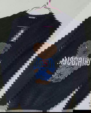 Pulover original Moschino