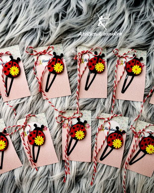 Martisor agrafa