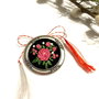 Brosa cu broderie manuala-flori brodate
