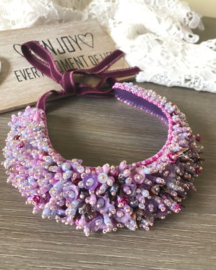 Colier statement " Flori de liliac"