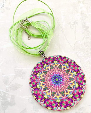 Colier Mandala lemn