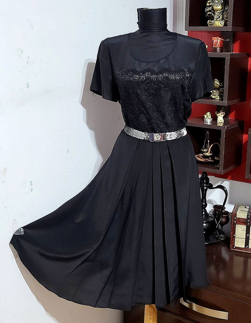 Black drees matase naturala