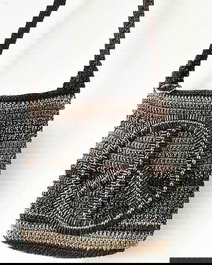 geanta the Sak ,  "pace pe pamant "