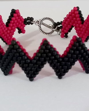 Bratara zig zag