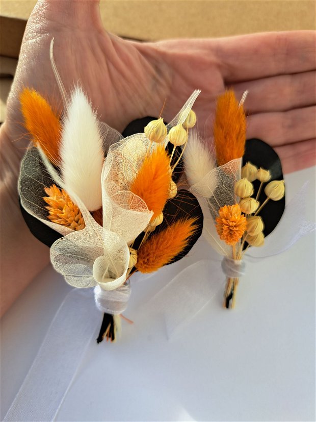 Cocarde nuntă-flori naturale uscate și criogenate, Portocaliu Alb Verde