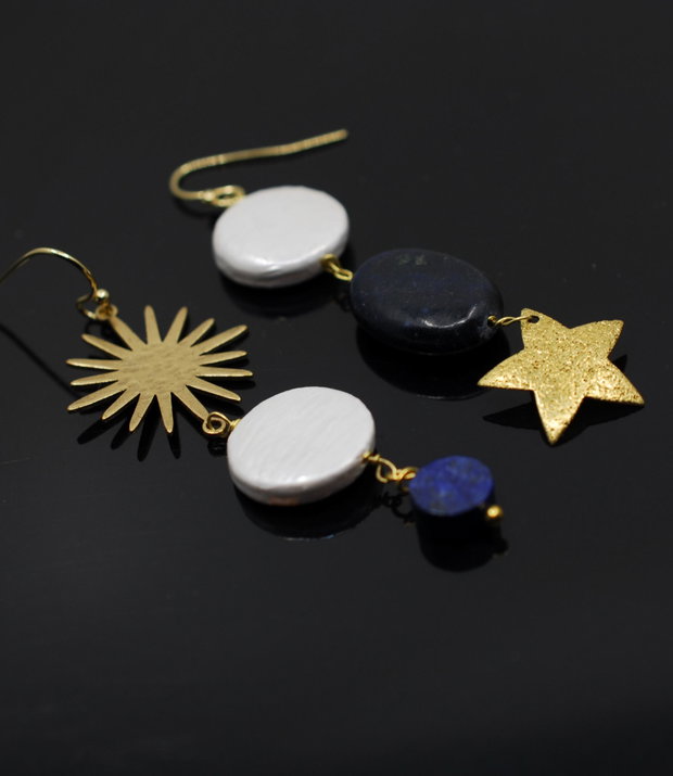 Cercei asimetrici din alama, lapis si perle de cultura, cercei lungi, cercei statement, cercei handmade