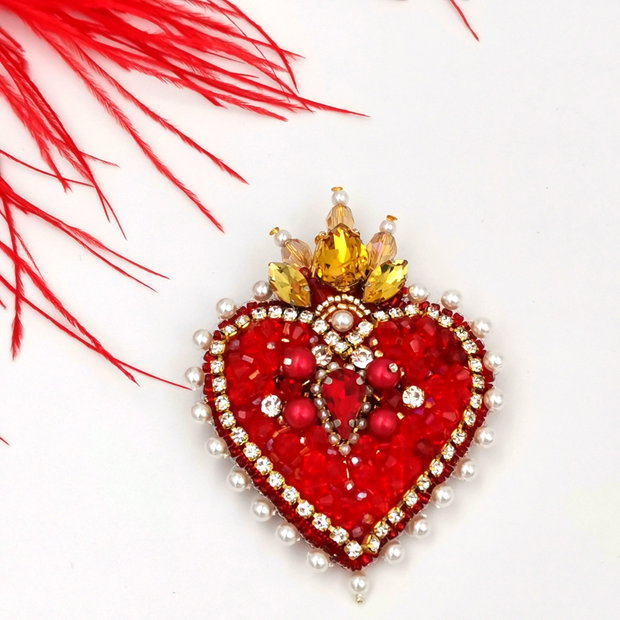 Rezervat Broșă Queen Heart