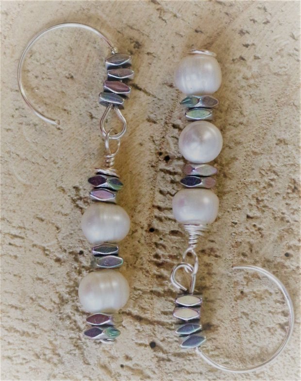 Cercei handmade cu perle de cultura si hematit