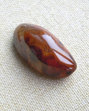 Agat Madagascar rulat (M14)