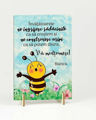 Cadou personalizat educatoare/invatatoare - felicitare din lemn clasa albinutelor