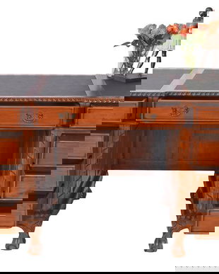 Birou mare din lemn masiv cu capete de cal