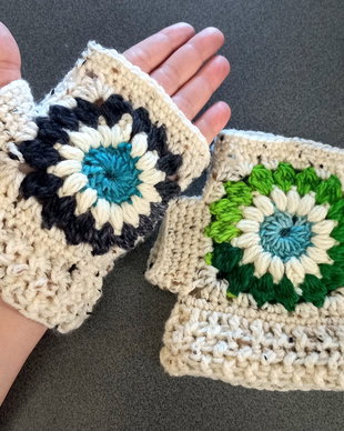 Fingerless gloves