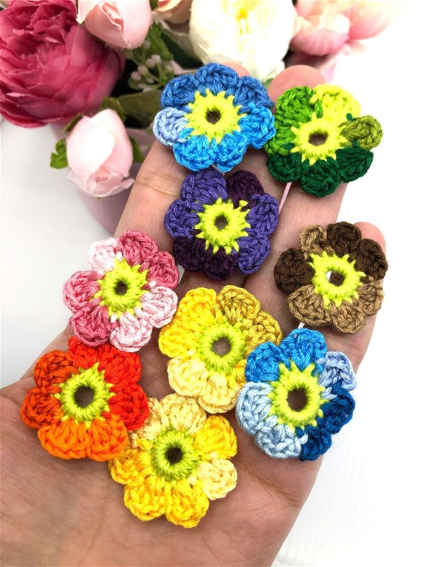 Flori colorate crosetate manual